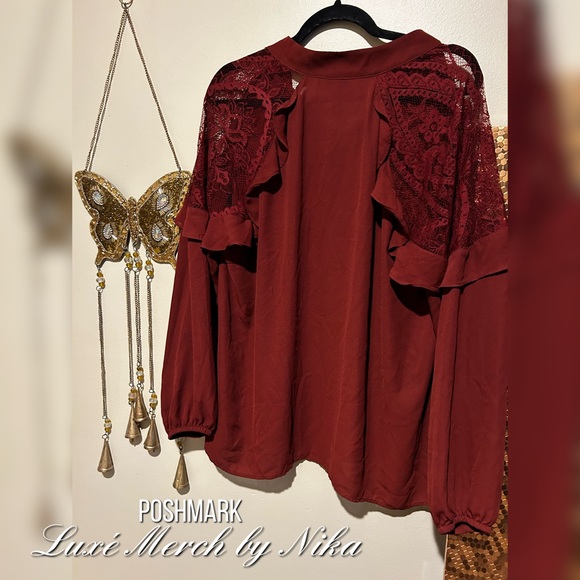 Torrid Lace Burgundy Blouse Size 1 - Picture 4 of 4
